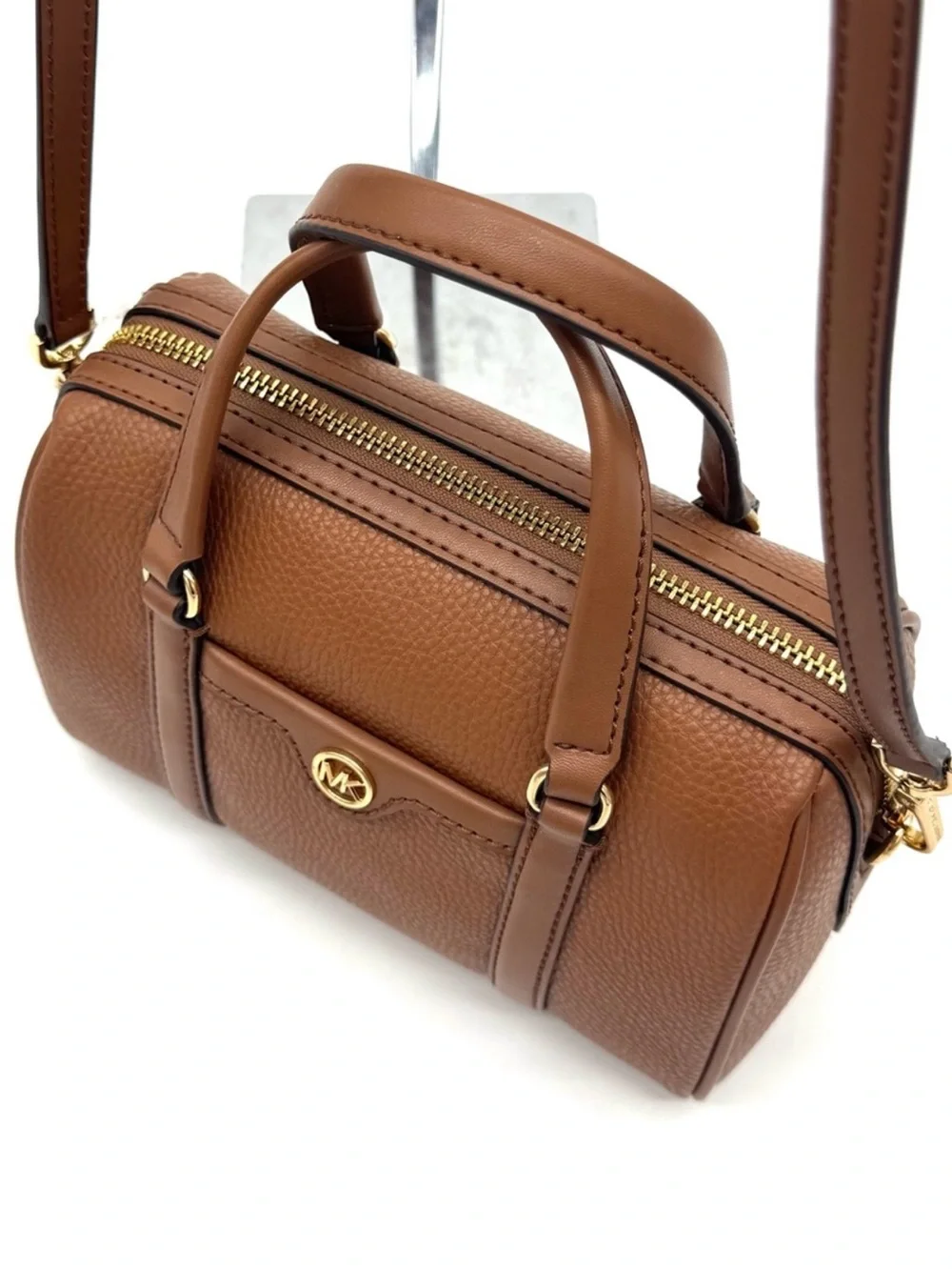 Michael Kors Small Travel Duffle Xbody Bag & Matching TZ Coinpouch Luggage - Picture 3 of 10
